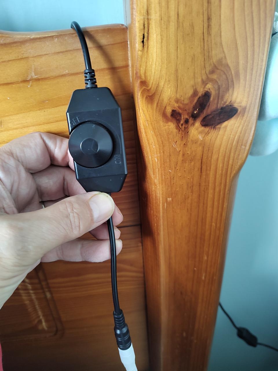 Inline brightness knob, with integral on/off switch